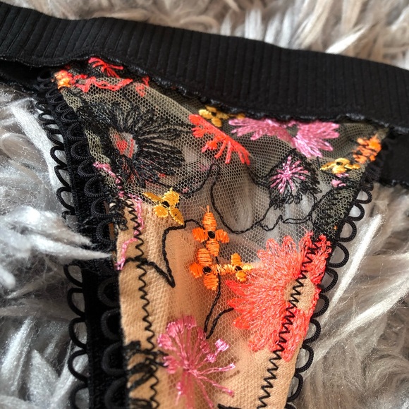 NWOT For Love & Lemons Sunrise Thong - Picture 4 of 5